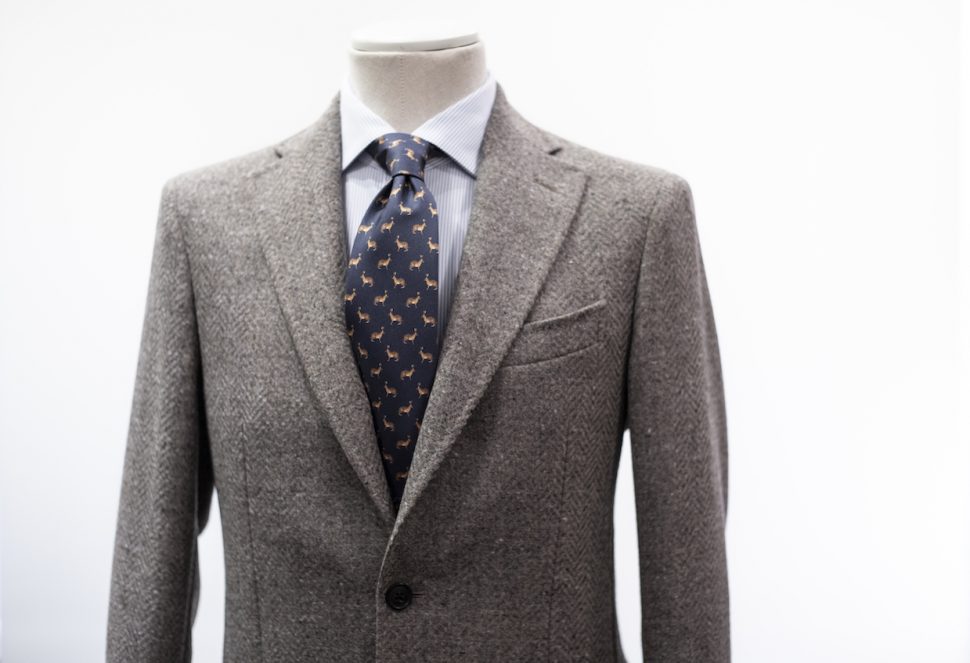 The perfect knot, with a toothbrush