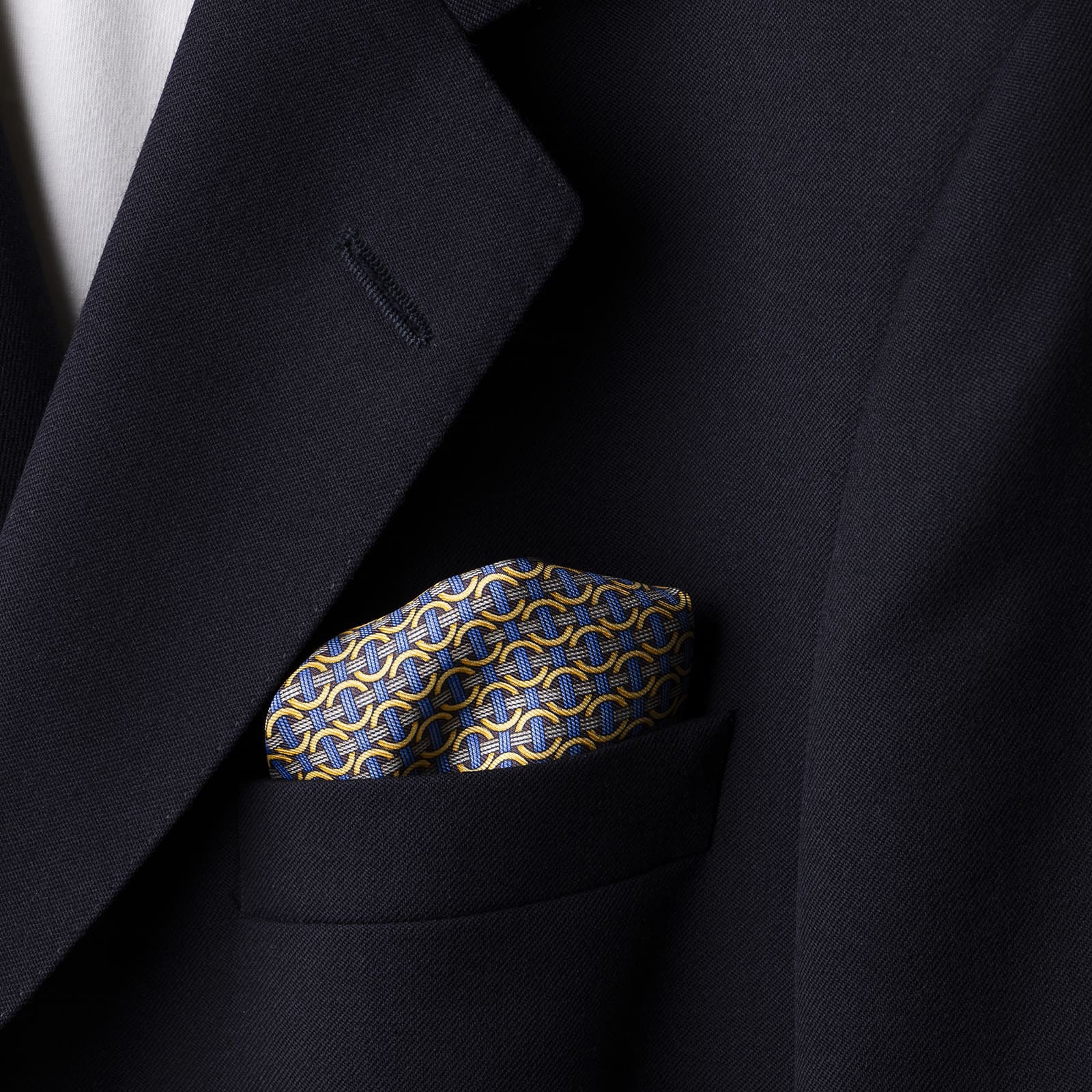 Pocket square brown with yellow details