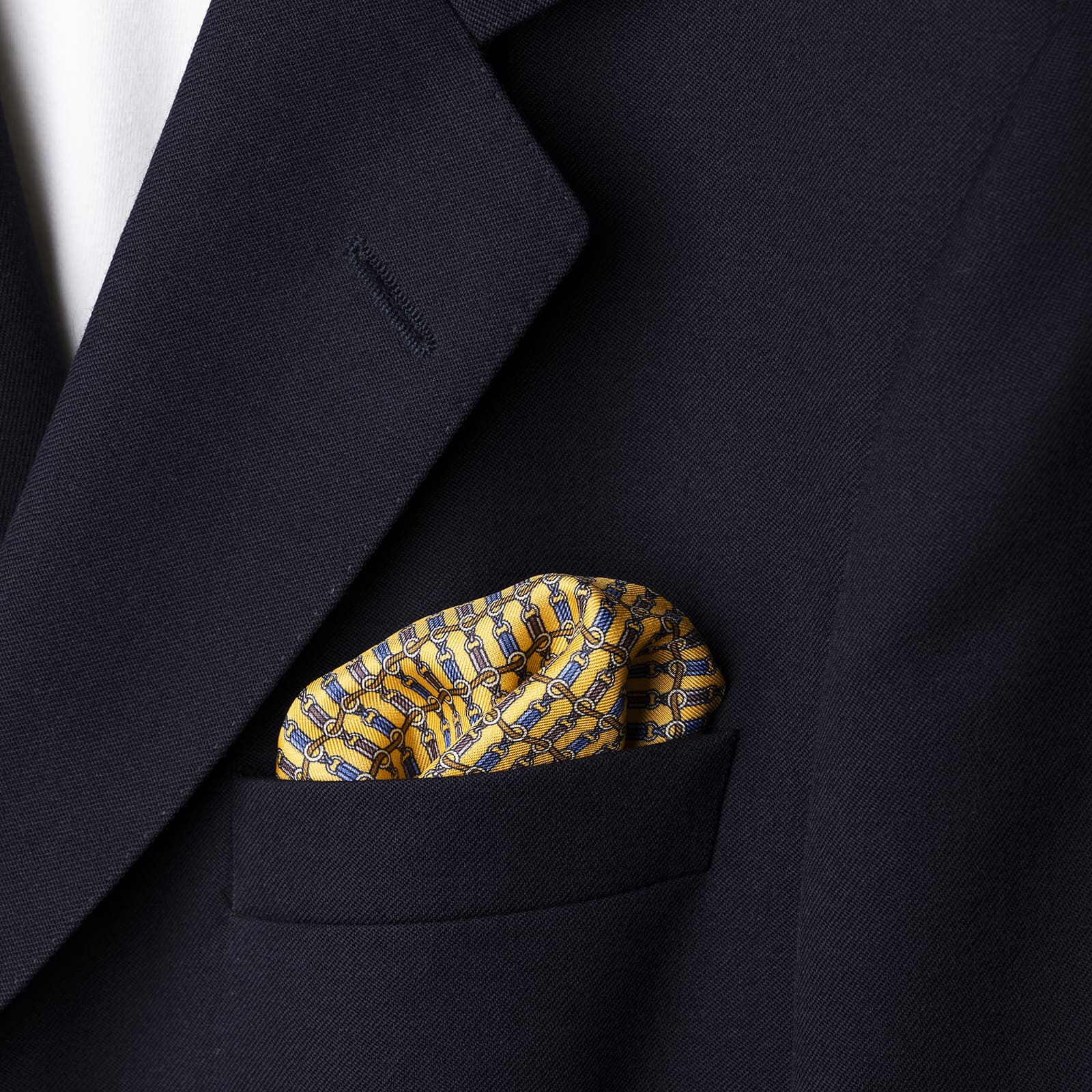 Pocket square yellow with blue details